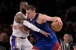 亚博_丹佛掘金NBA击败金州勇士约基奇关键勾手(丹佛掘金vs金州勇士)