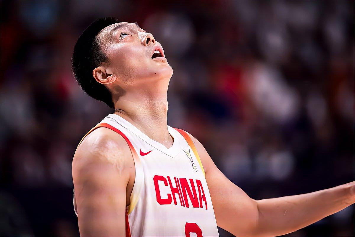 广东宏远CBA战胜福建男篮胡明轩关键得分(cba广东宏远队员)